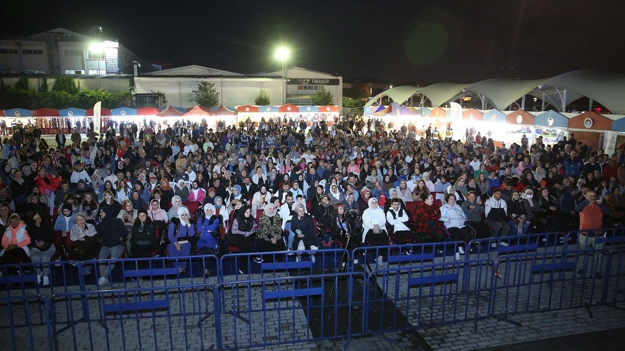 Trabzon Günleri, Sefaköy Fevzi Çakmak Meydanı’nda başladı