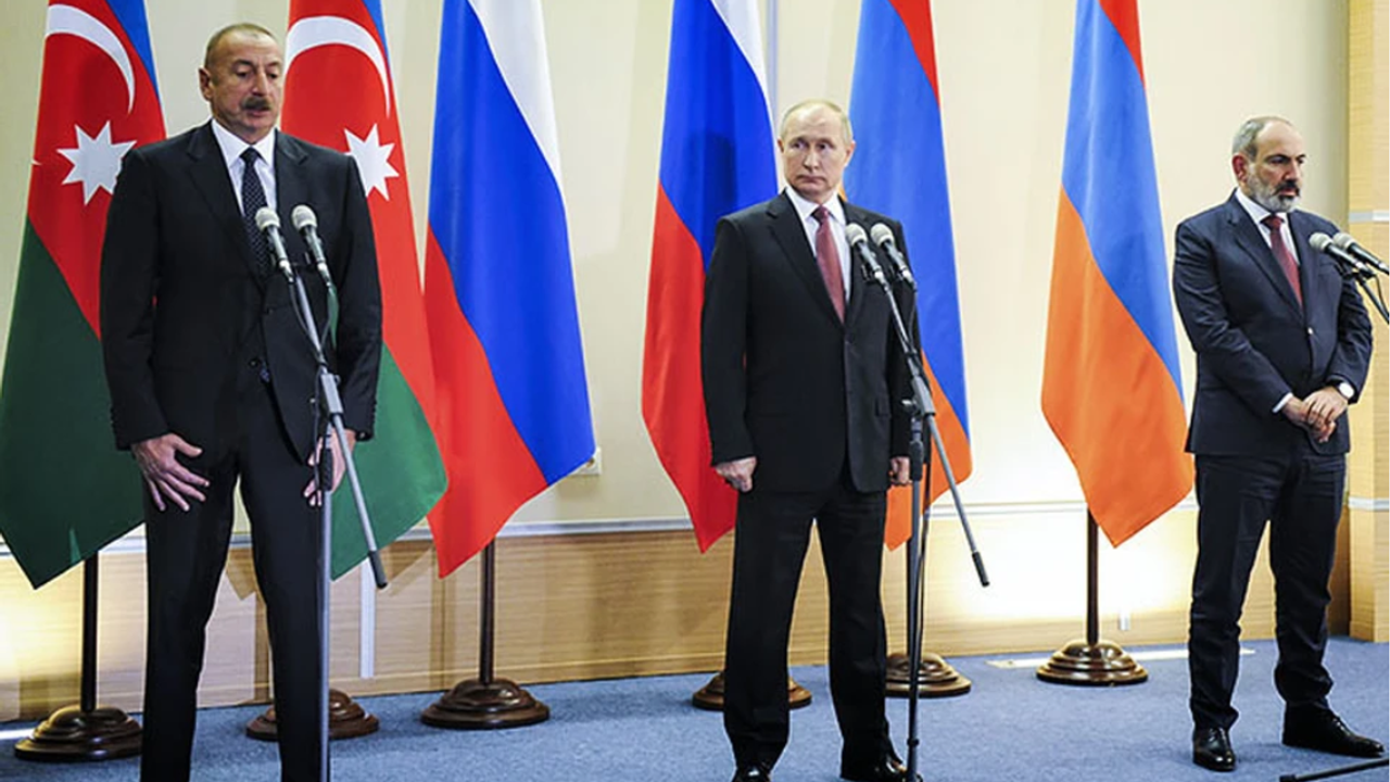 Putin, Aliyev ve Paşinyan'ın Karabağ zirvesi Soçi'de başladı