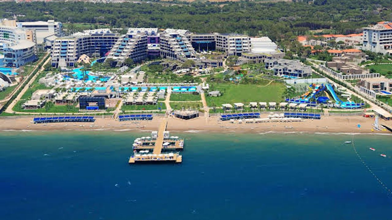 Antalya Otel Fiyatları Nasıl Belirlenir?
