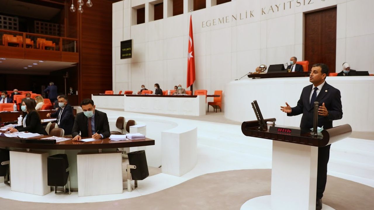 CHP Adana Milletvekili Burhanettin Bulut, İktidar, Ülkeyi Borç Batağına Sapladı