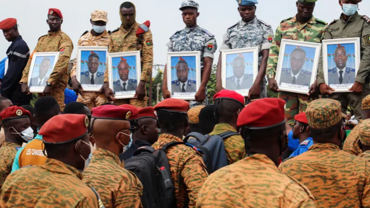 Burkina Faso'da silahlı saldırganlar tarafından düzenlenen iki saldırıda 28 kişi öldü