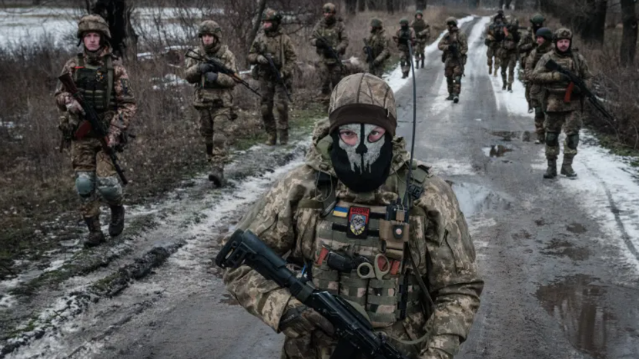 Rusya, doğu cephesindeki çatışmalara giderek daha fazla asker gönderiyor