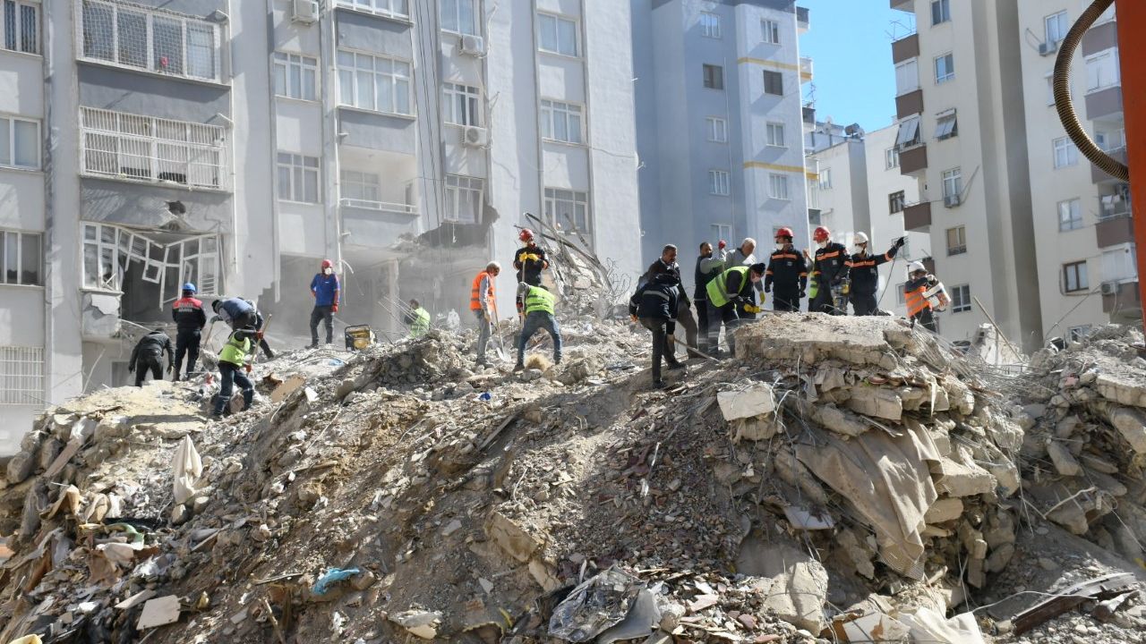 Depremde ölen 1.522 Suriyelinin cenazesi defnedilmek üzere Suriye'ye gönderildi