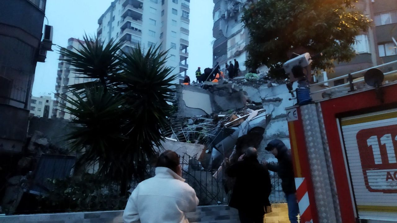 Deprem Nedeniyle Malatya, Şanlıurfa, Osmaniye ve Diyarbakır'da Can Kayıpları Artıyor