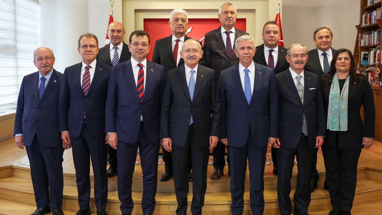 CHP Genel Başkanı Kemal Kılıçdaroğlu, CHP’li Büyükşehir Belediye Başkanları İle Bir Araya Geldi