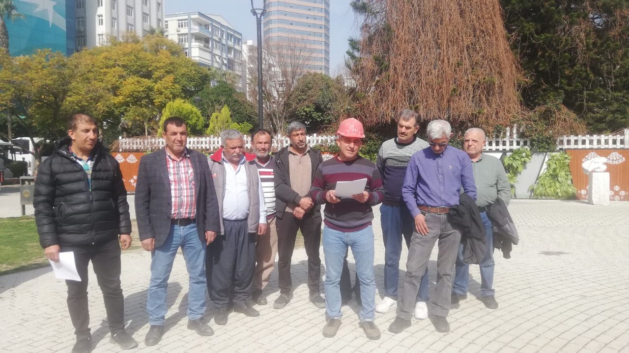 Adana İnşaat İşçileri; "İnşaat İşçileri Açlığa Mahkûm Edilemez!"