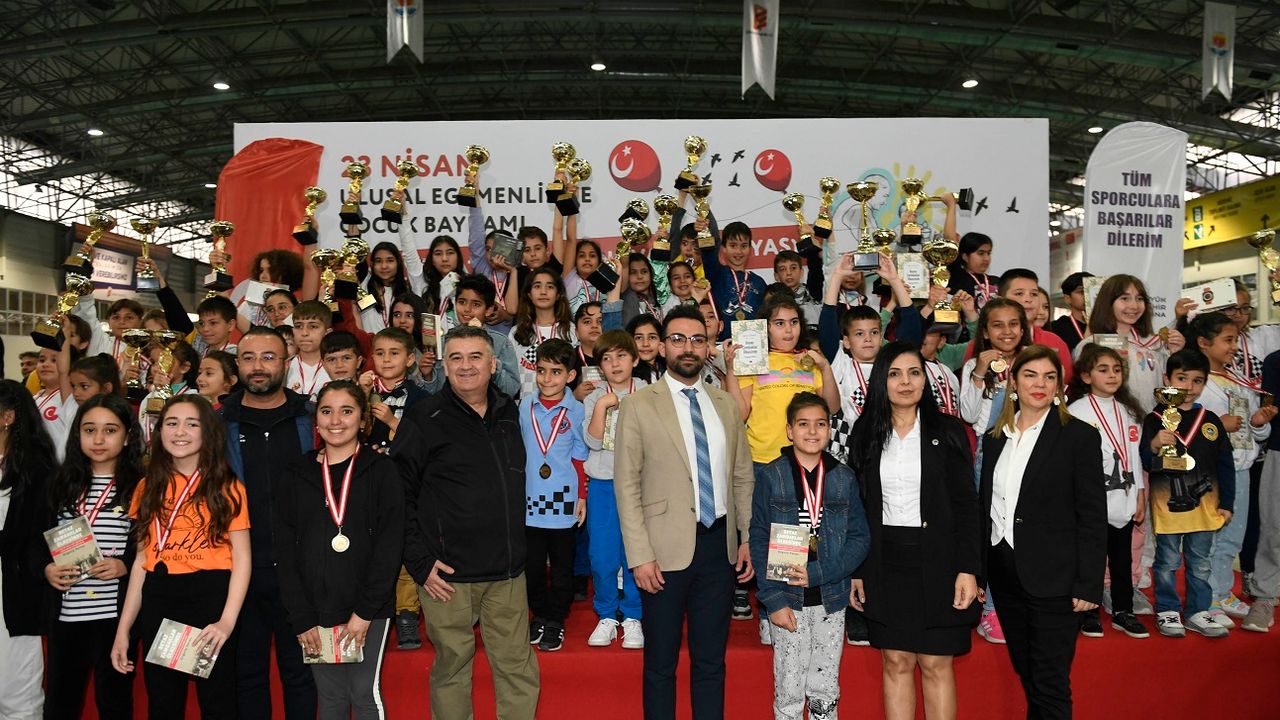 Adana Büyükşehir destekli satranç turnuvası sonuçlandı