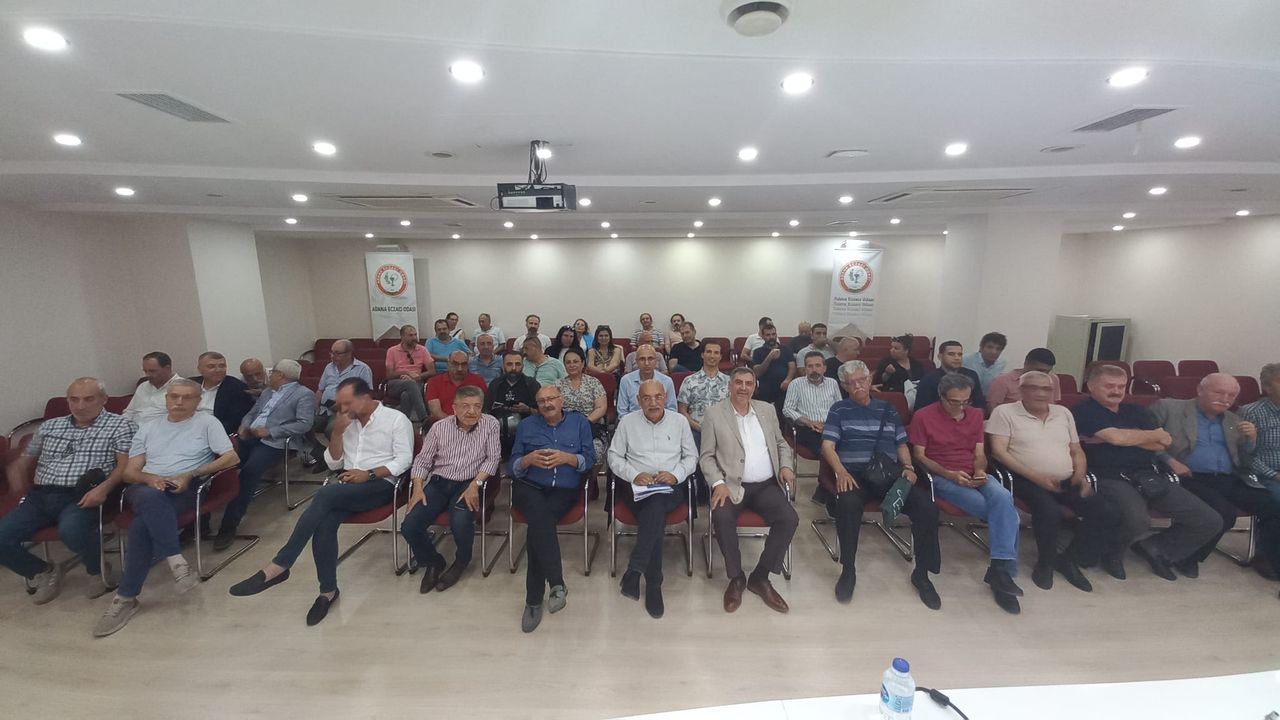 Adana'da Emek ve Meslek Örgütleri Cumhurbaşkanlığı Seçiminde Katkı Sunmak İçin Toplandı
