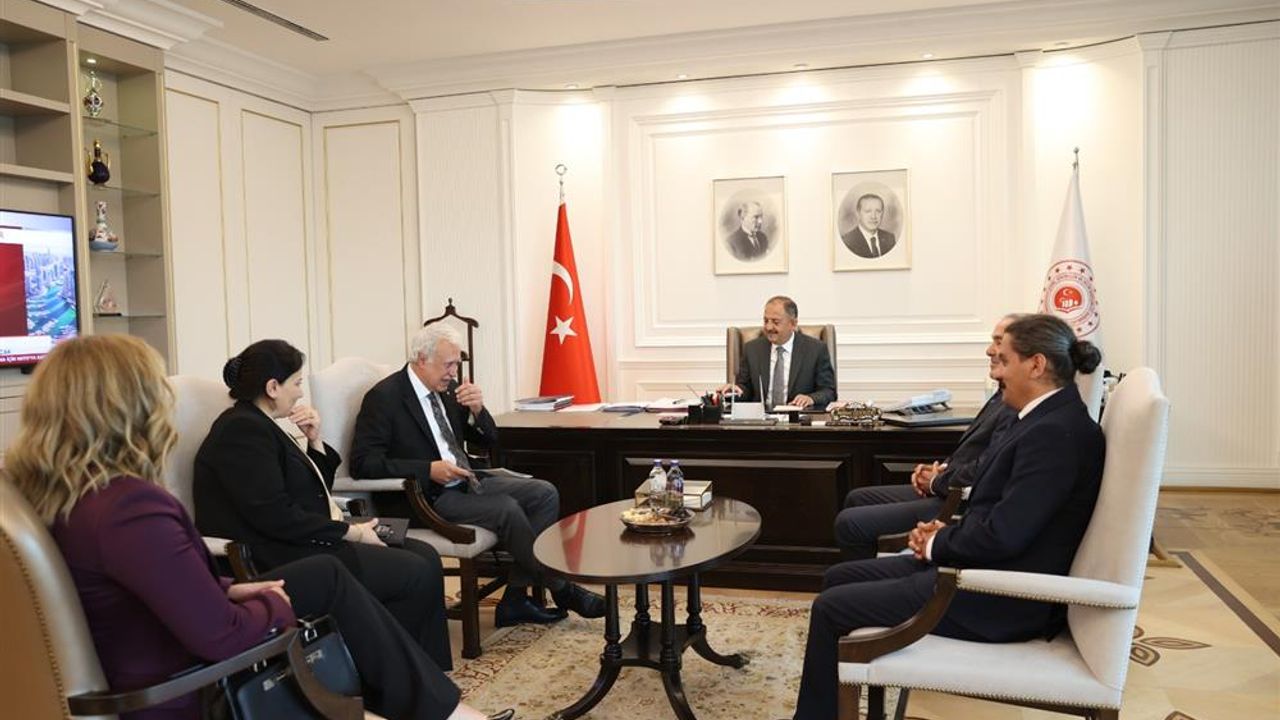 İMO Yönetim Kurulu ÇŞİD Bakanı Özhaseki’yle Görüştü