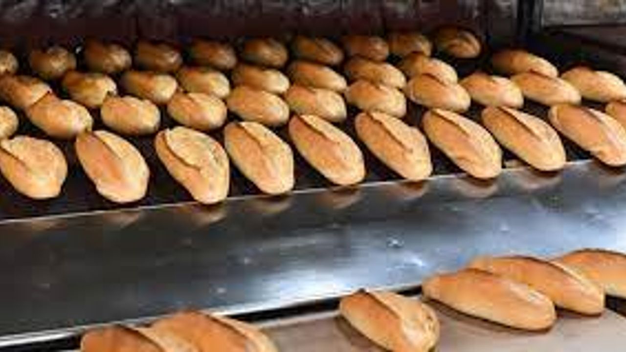 Adana'da ekmek 7.50 TL oldu
