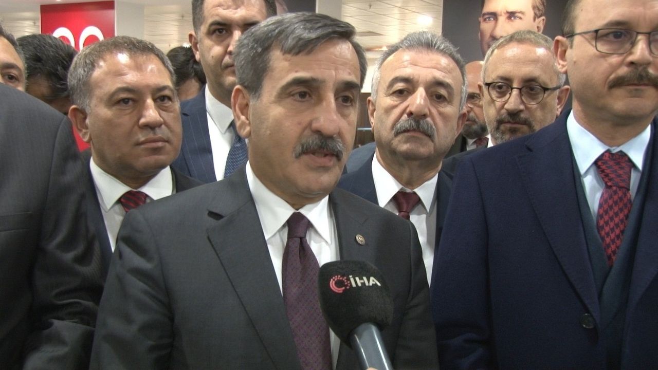 Kamu-Sen Başkanı Önder Kahveci: Yüzde 14+9'la çalışanlar 2024 yılını geçiremez.