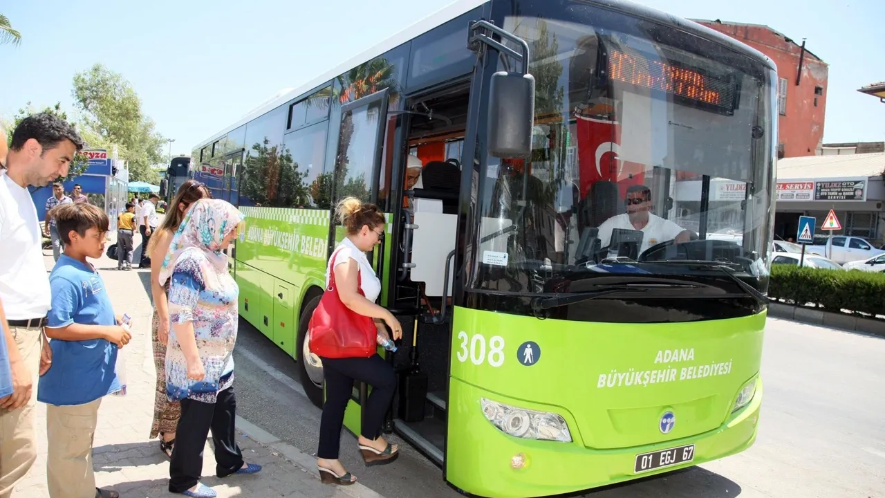 Adana'da Zamlı Toplu Taşıma uygulamasına başlandı