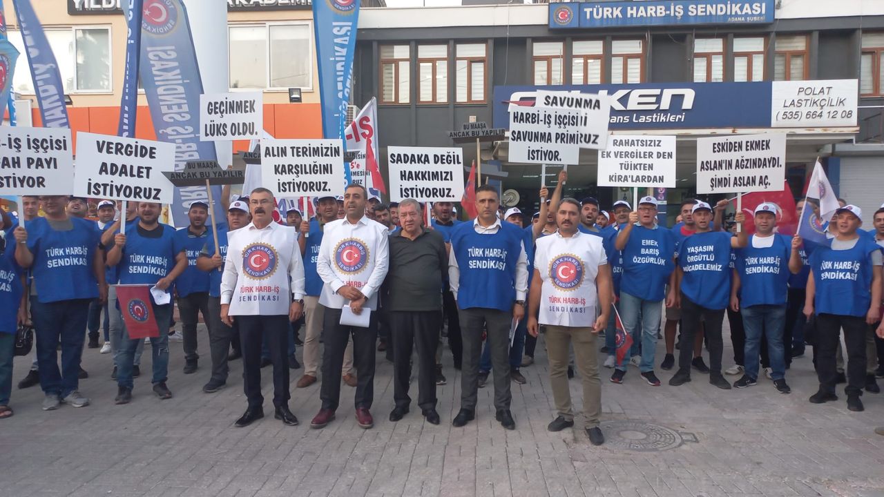 Adana'da, Türk Harb-İş Üyesi Savunma ve Güvenlik çalışanlarının haklı talepleri için basın açıklaması yapıldı