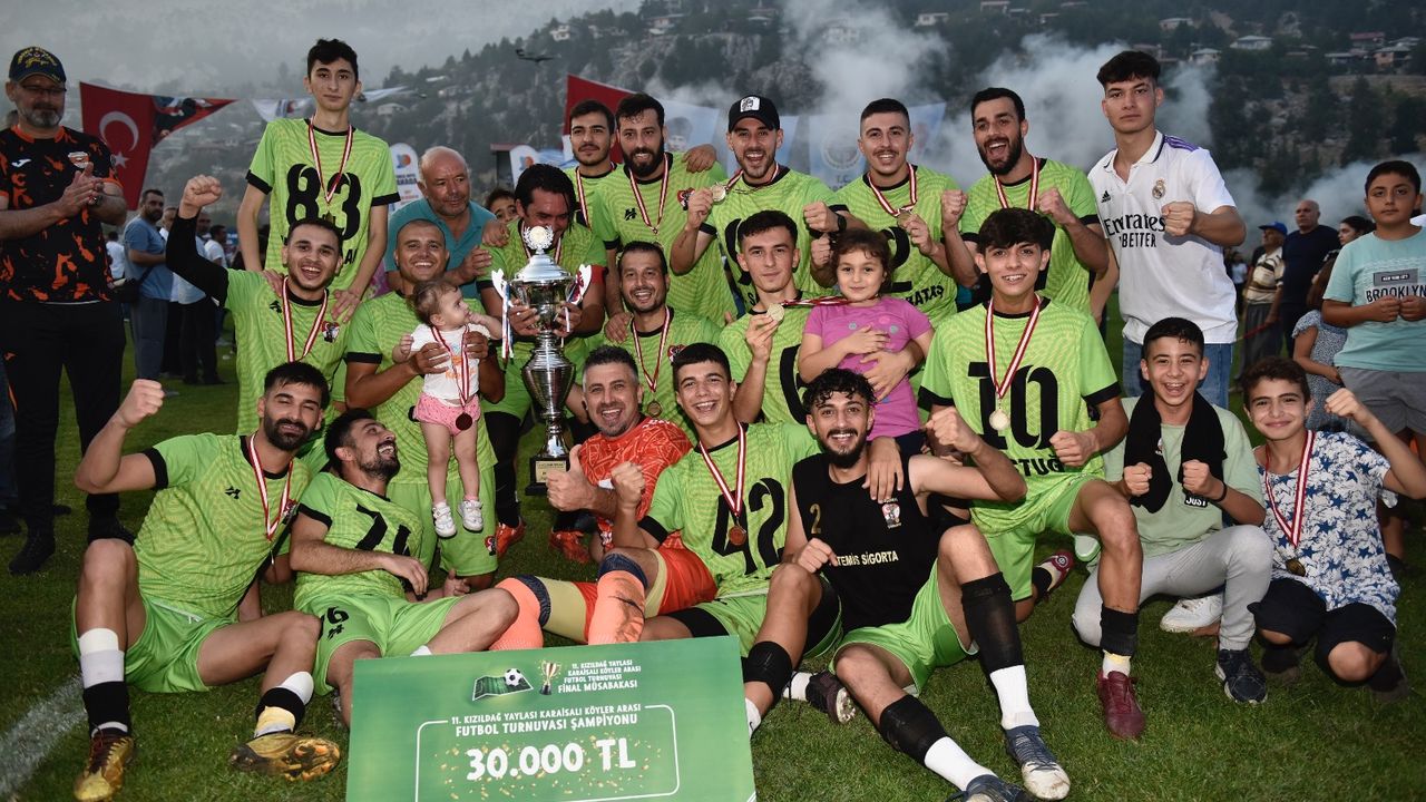 Kızıldağ Yaylası Karaisalı Köyler Arası Futbol Turnuvası sona erdi