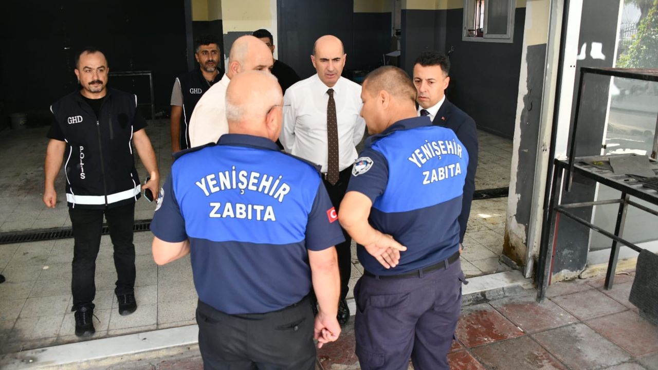Yenişehir Belediyesi zabıtası iş yerinde 28 kaçak göçmen tespit etti