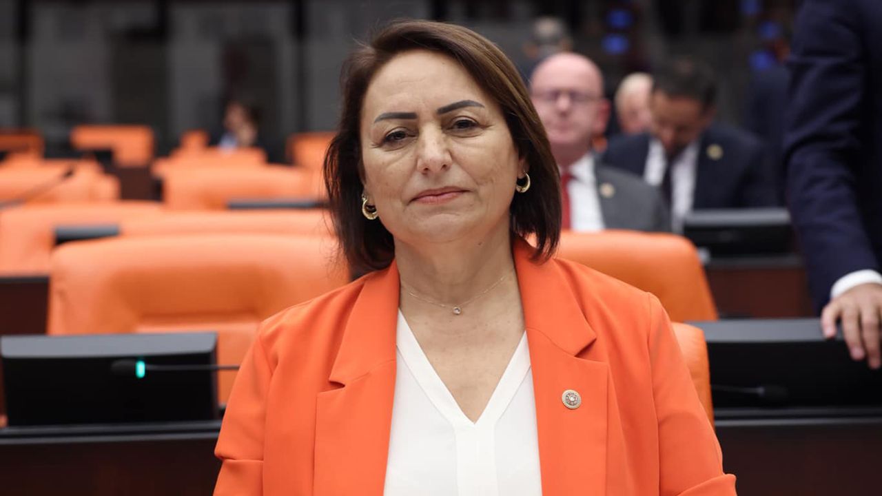 CHP Adana Milletvekili Dr. Müzeyyen Şevkin, “5 bin lira destek değil sadaka niteliğindedir”