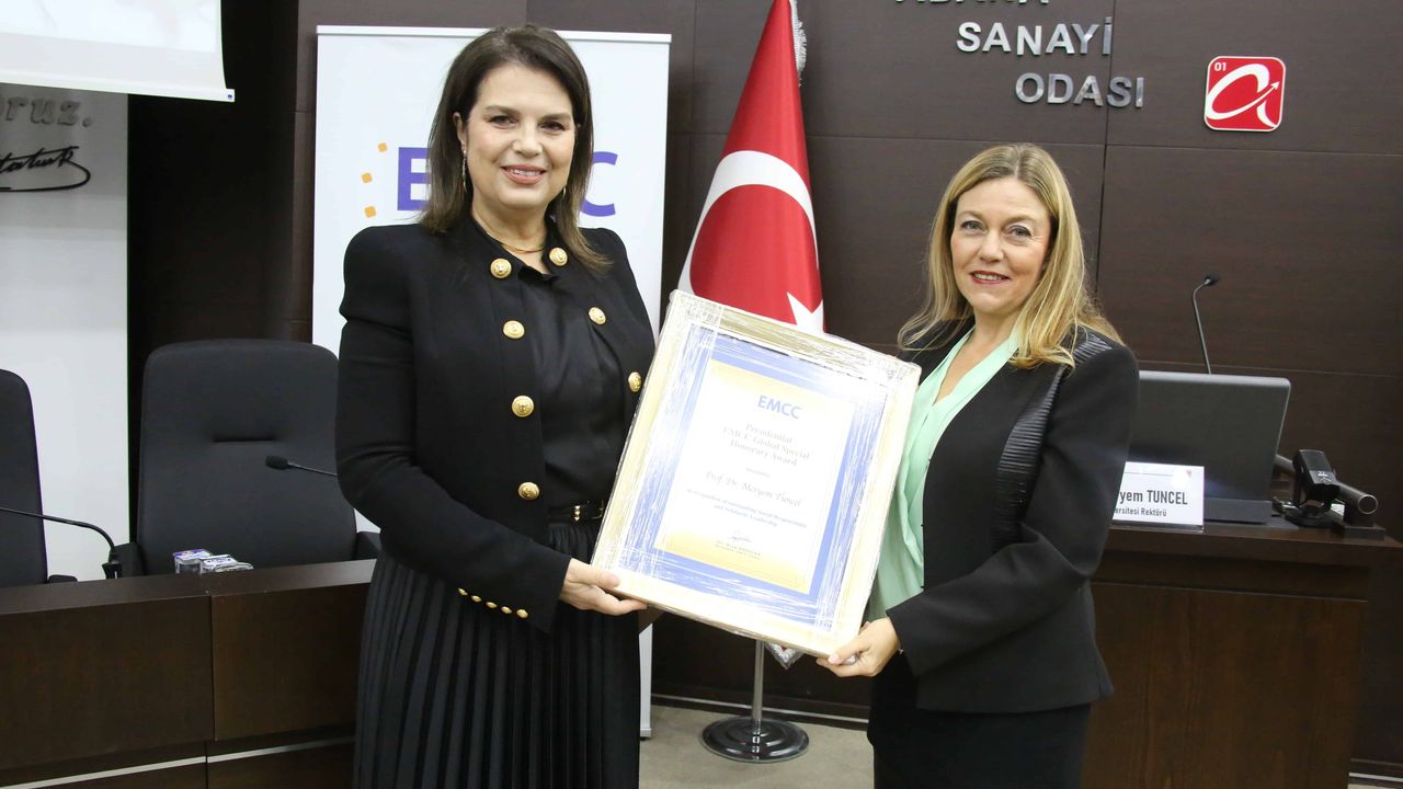 Rektör Prof. Dr. Meryem Tuncel’e, "EMCC Başkanlık Küresel Özel Onur Ödülü" Verildi
