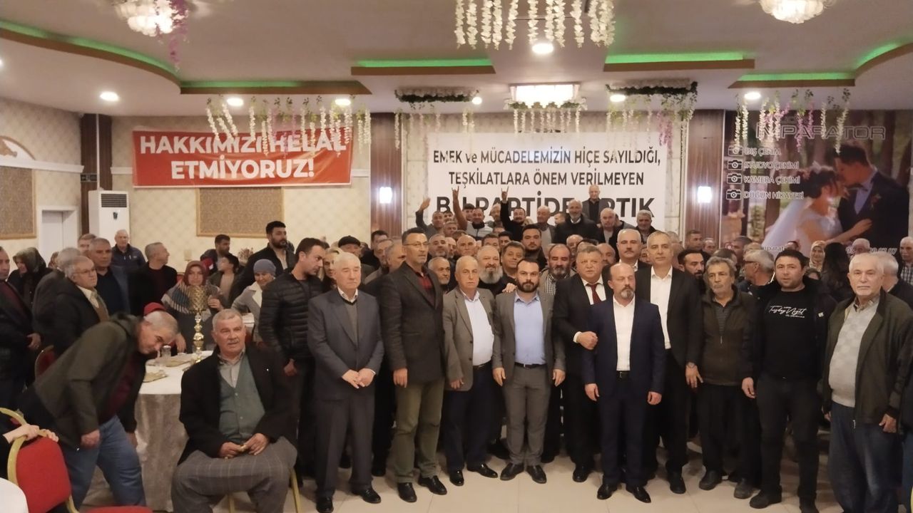 Eski Başkan Ahmet Köse, İYİ Parti Sarıçam'da 1000 üye İstifa etti