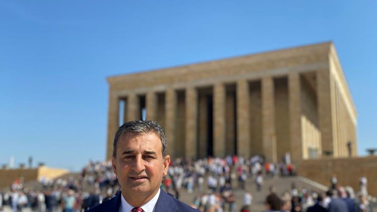 CHP Genel Başkan Yardımcısı Burhanettin Bulut’un 29 Ekim Cumhuriyet Bayramı Mesajı