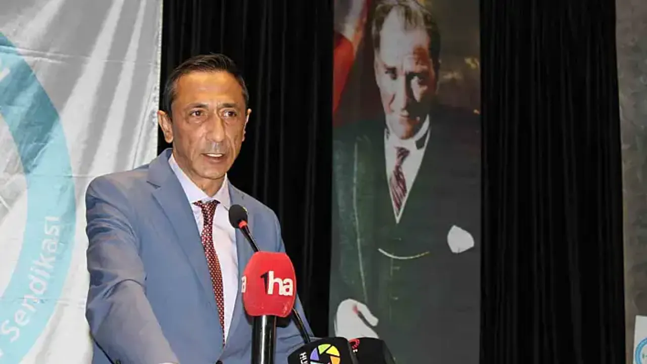 Eğitim Gücü Sen Genel Başkanı Oğuz Özat: “Bizler çıkar ilişkilerine dayalı sendikacılığı reddediyoruz”