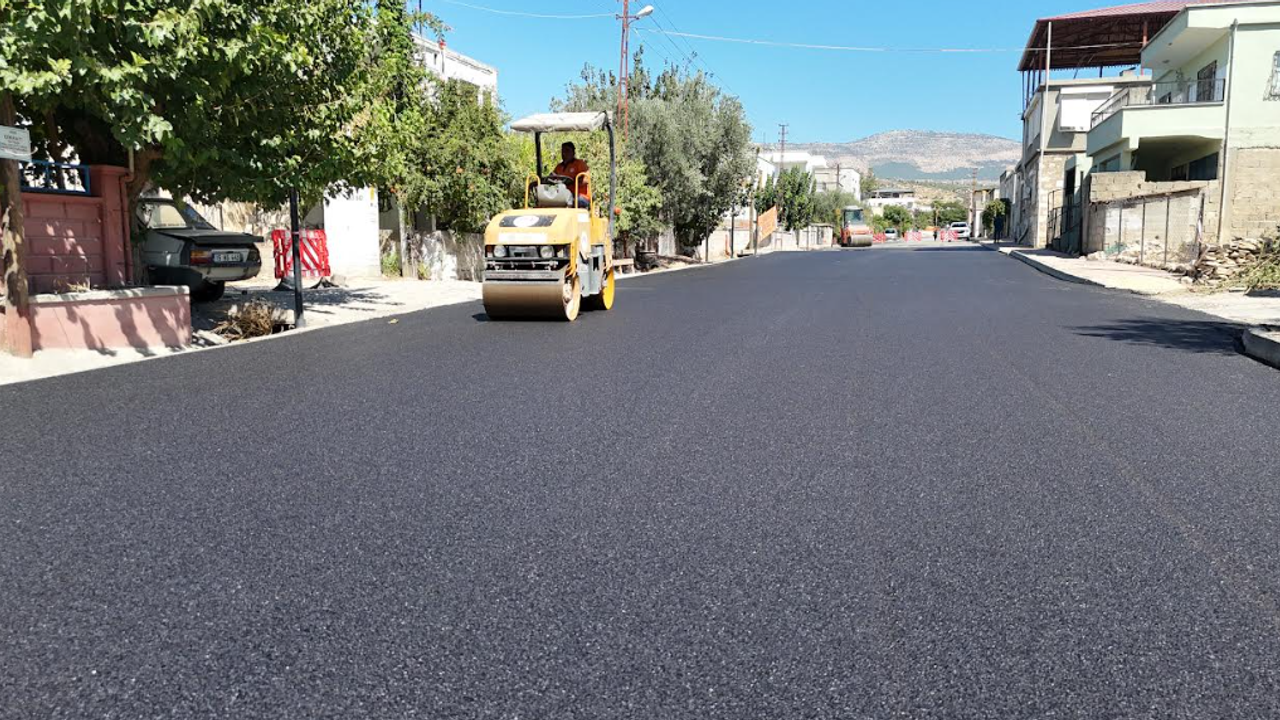 MUT YOLLARI BÜYÜKŞEHİR İLE KONFORA VE GÜVENLİĞE KAVUŞUYOR