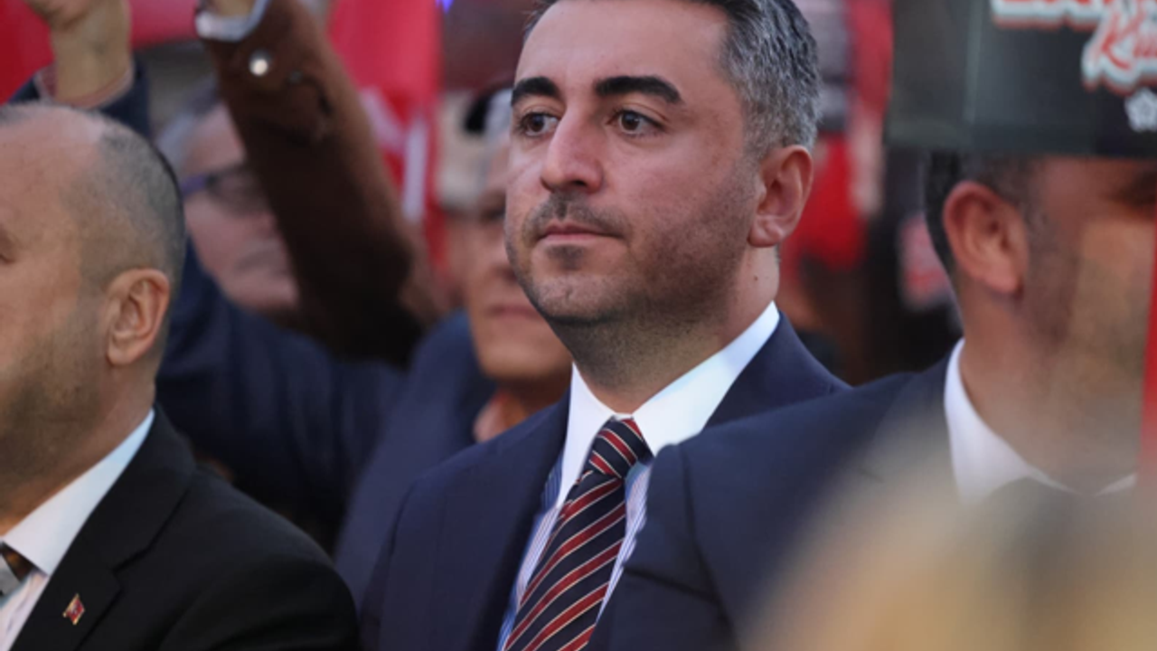 Cem Avşar; “2 milyon beton tabut ne zaman dönüşecek?”