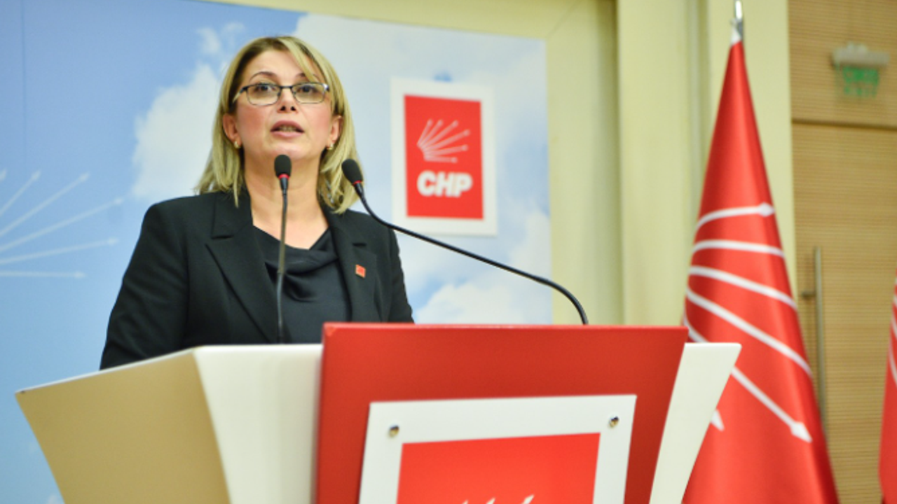 Asu Kaya’dan sert tepki: “Kadının bedeni üzerine söz söylemek sizin haddinize değil!”