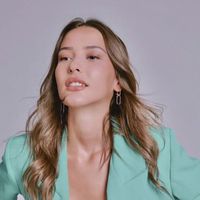 Elçin Zehra İrem kimdir?