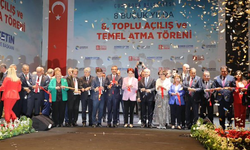 Kemal Kılıçdaroğlu ve Meral Akşener Adana’da; Çukurova Belediyesi’nin toplu açılış törenine katıldı.