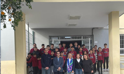 Adana 5 Ocak Rotary Kulübü; Karşıyaka Ortaokulu’nda madde bağımlılığı konusunda seminer verdi