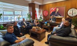 HDP'liler Hatay Barosu'na Hayırlı Olsun Ziyaretinde Bulundu