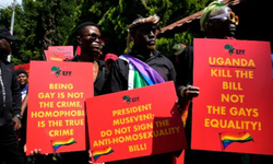 Uganda'dan Museveni, LGBTQ karşıtı yasayı onayladı