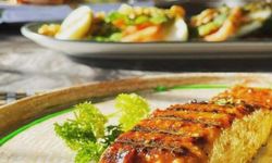 Fethiye'nin Lezzet Durağı Casero Kitchen, Deniz Ürünleri ve Et Yemekleriyle Damakları Şenlendiriyor