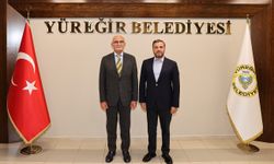 Genel Başkan Yardımcısı Yusuf Ziya Yılmaz, Yüreğir Belediye Başkanı Fatih Mehmet Kocaispir’i ziyaret etti