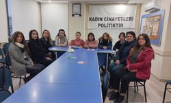 KESK Adana Kadın Meclisi; Haklarımızı Yok Ederek Eşitsizliği Derinleştirmenize İzin Vermeyeceğiz!
