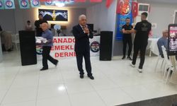 Anadolu Emekliler Derneği Yemekli Toplantı Düzenledi