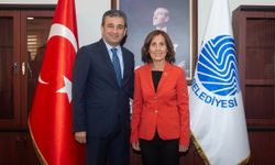 CHP Genel Başkan Yardımcısı Burhanettin Bulut, Seyhan Belediye Başkanı Oya Tekin’i Ziyaret Etti.