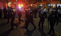 Polis Columbia Üniversitesi binasına girdi ve Filistin yanlısı protestocuları tutukladı