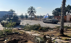 Biden, Refah'ta kullanılabileceği korkusuyla İsrail'e bomba sevkiyatını durdurdu