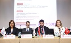 Seyhan Belediyesi'nin Yeni Belediyecilik Anlayışı Sosyal Demokrasi Derneği Panelinde Tanıtıldı