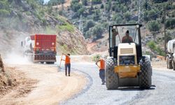 BÜYÜKŞEHİR’İN KIRSALDA YOL ÇALIŞMALARI DEVAM EDİYOR