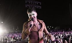 Emir Can İğrek Coşkusu Yenikapı İstanbul Festivalinde Zirveye Ulaştı