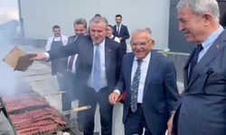 TBMM'de Mangal Keyfs "Ekmekleri getir derya bunlar"