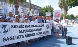 Adana'da Sağlıkta Şiddet Protestosu: "Sağlıkta Şiddet Son Bulsun!"