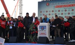 TÜRK-İŞ "Zordayız Geçinemiyoruz" Emek Buluşması Ankara’da Yüzbinlerce Emekçiyle Gerçekleşti