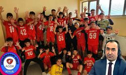 Akdağmadeni Spor Kulübü Başkanı ve Gelecek Partisi Yozgat İl Başkanı Ömer Aydoğmuş, U14 Ligi Maçını Değerlendirdi