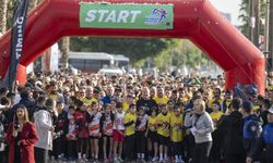 6. ULUSLARARASI MERSİN MARATONU’NDA TÜRKİYE REKORU MERSİN’DE KIRILDI