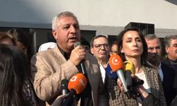 Emek Partisi Genel Başkanı Seyit Aslan, Akdeniz Belediyesi Önünde Kayyım Politikalarını Kınadı