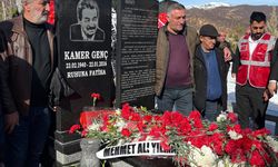 Kamer Genç, Mezarı başında anıldı