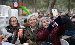 Mersin Büyükşehir Belediyesi, emekli yurttaşların katıldığı piknik programı düzenledi